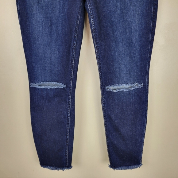 7 For All Mankind Ankle Gwenevere - Picture 4 of 9